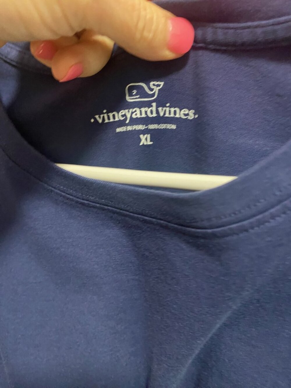 Multiple Vineyard Vines t-shirts Selling All 4 as a Bundle - Picture 2 of 3